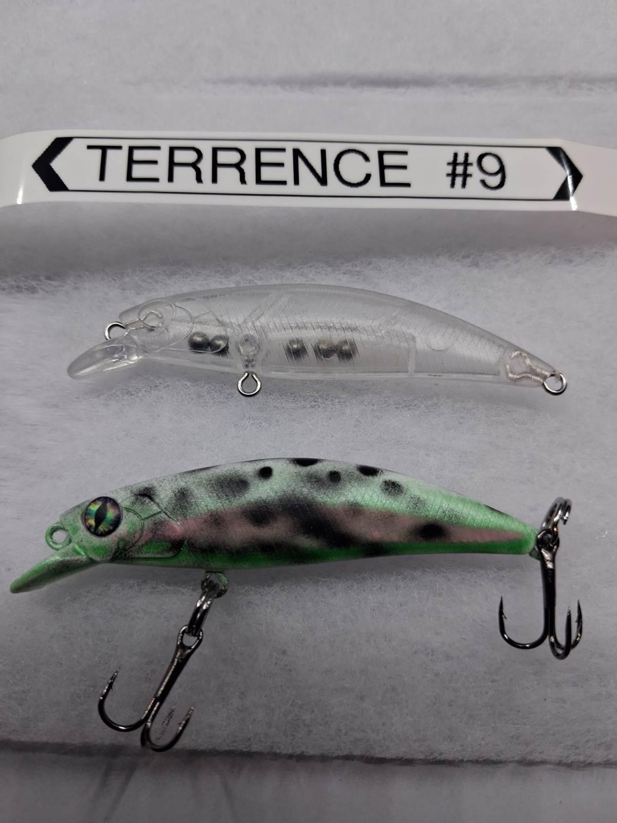 Small Jerkbait – 2¾ inches – 1 oz
